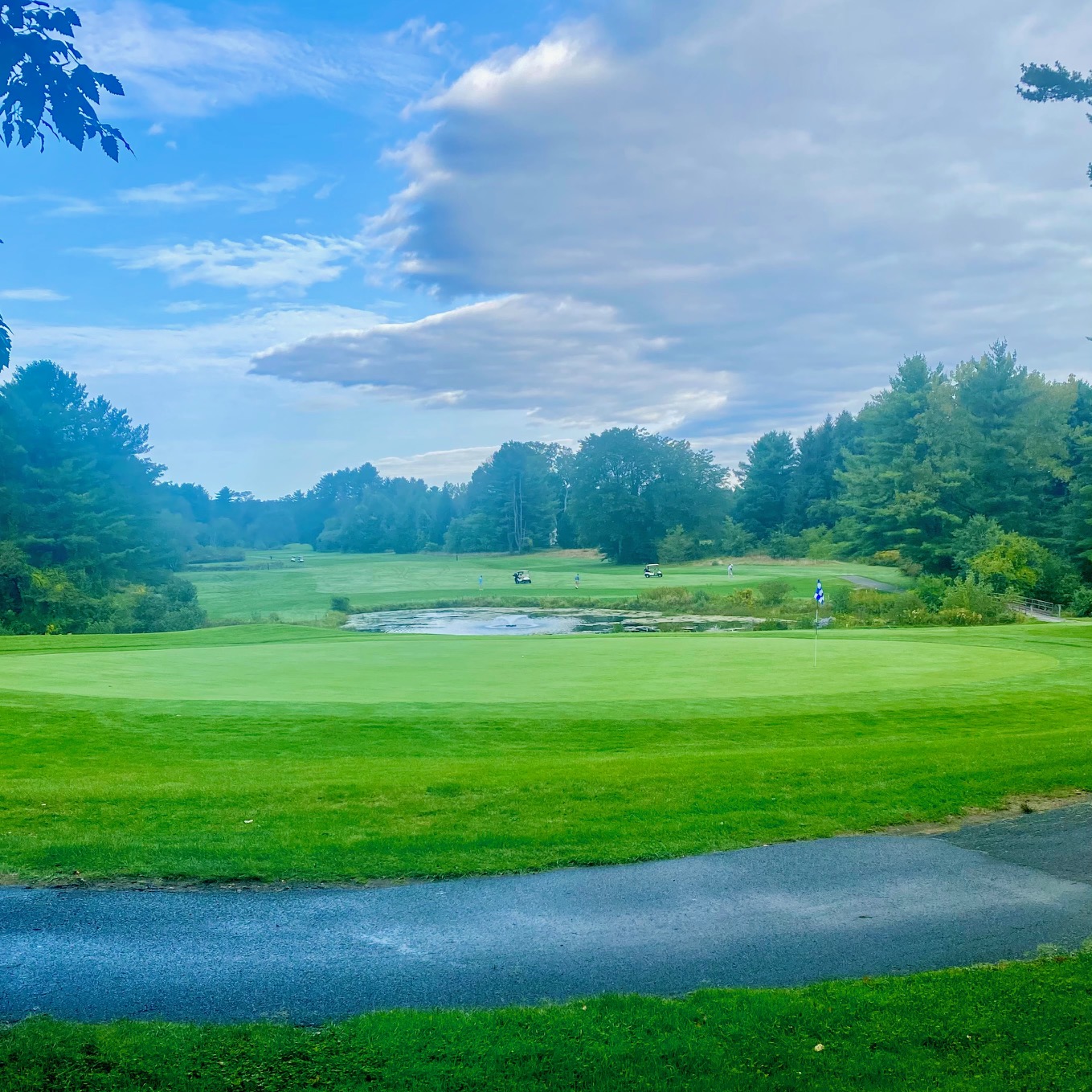 Morning 3rd hole in Saratoga State Park